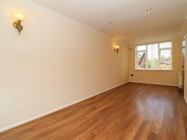 Thorpe Drive, Wigston LE18, 3 bed semi detached house to rent, £875 pcm | PrimeLocation