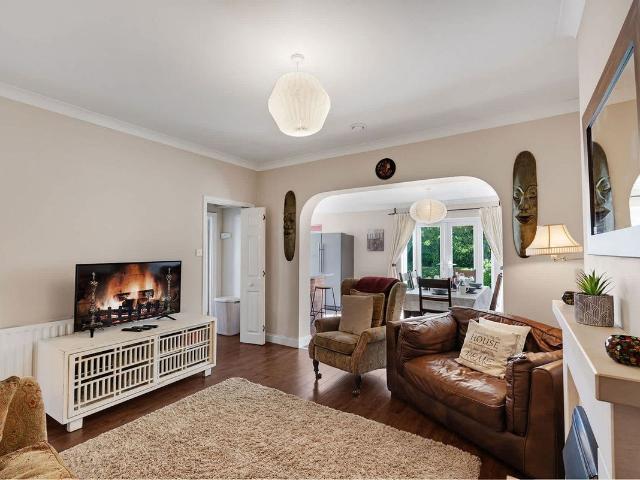 Thorpe St. Andrew NR7, 3 bed flat to rent, £2,489 pcm | PrimeLocation