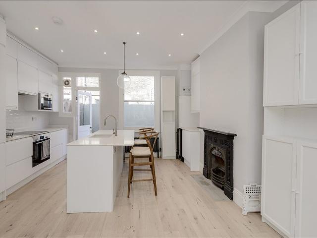 Thorpebank Road, London W12, 3 bed terraced house to rent, £3,250 pcm | PrimeLocation