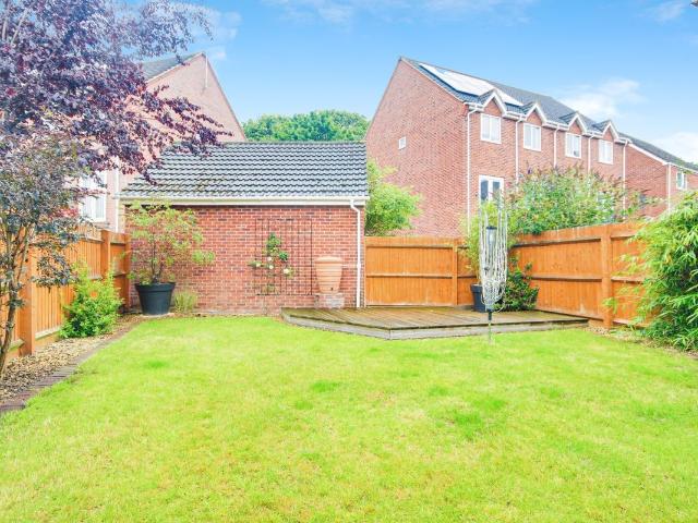 Thatcham Avenue, Kingsway, Gloucester GL2, 3 bed detached house to rent, £1,600 pcm | PrimeLocation
