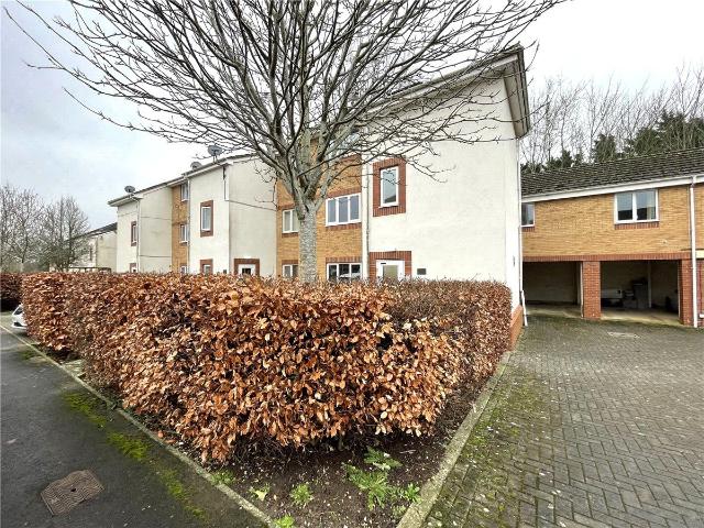 Thatcham, Berkshire RG19, 2 bed flat to rent, £1,250 pcm | PrimeLocation