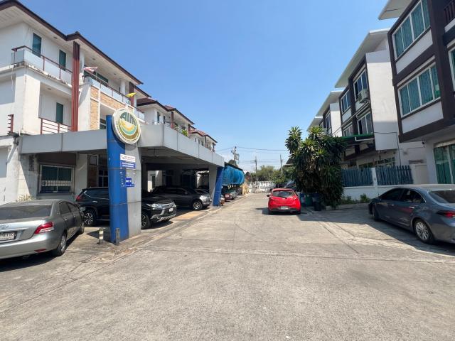 ทาวน์โฮม 63 ตร.วา บ้านฟูลเฮ้าส์ เขตภาษีเจริญ กรุงเทพมหานคร 9.5M