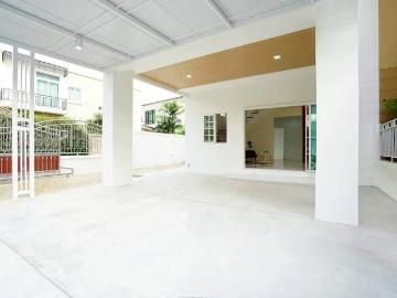 ทาวน์โฮม 3 ชั้น หลังริม รีโนเวทใหม่ สไตล์มินิมอล #หมู่บ้านลภาวัน 17 ห่างถนนราชพฤกษ์ เพียง 100 เมตร ใกล้เซ็นทรัล เวสเกต