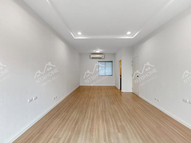 ทาวน์โฮม 3 ชั้น ธนาคลัสเตอร์ ราชพฤกษ์ – สถานีบางพลู ต้นโครงการ แปลงหน้าสวน พร้อมอยู่ ใกล้ MRT สายสีม่วง สถานีบางรักใหญ่