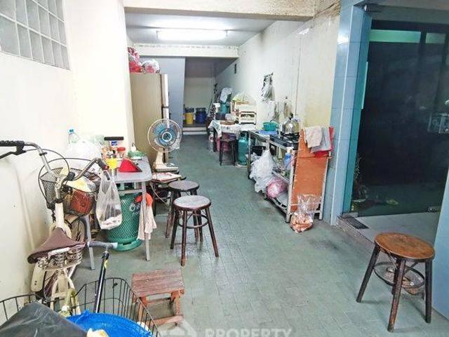 ทาวน์เฮาท์ 3 ห้องนอน ใกล้ MRT ไฟฉาย ID 2031