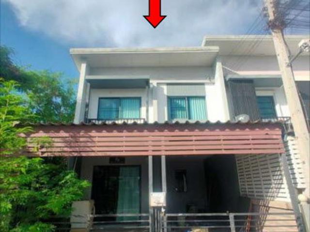 ทาวน์เฮ้าส์ 57.8 ตร.วา ม.เมททาวน์ปทุม ติวานนท์ อำเภอเมืองปทุมธานี จังหวัดปทุมธานี 2.8M