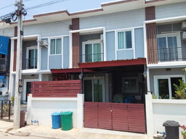 ทาวน์เฮ้าส์ 25 ตร.วา มณฑาทิพย์ 5 อำเภอเมืองนครปฐม จังหวัดนครปฐม 1.5M
