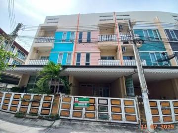 ทาวน์เฮ้าส์ 20.6 ตร.วา เมืองชลบุรี ชลบุรี 4M