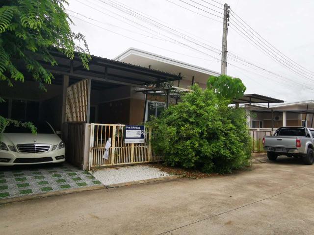 ทาวน์เฮ้าส์ 21.7 ตร.วา บ้านสวย พารากอน เซ็นทรัล สุราษฎร์ธานี เมืองสุราษฎร์ธานี สุราษฎร์ธานี 911,700