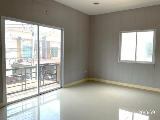 ทาวน์เฮ้าส์ 22 ตร.วา บ้านรัก เมืองขอนแก่น ขอนแก่น 1.6M