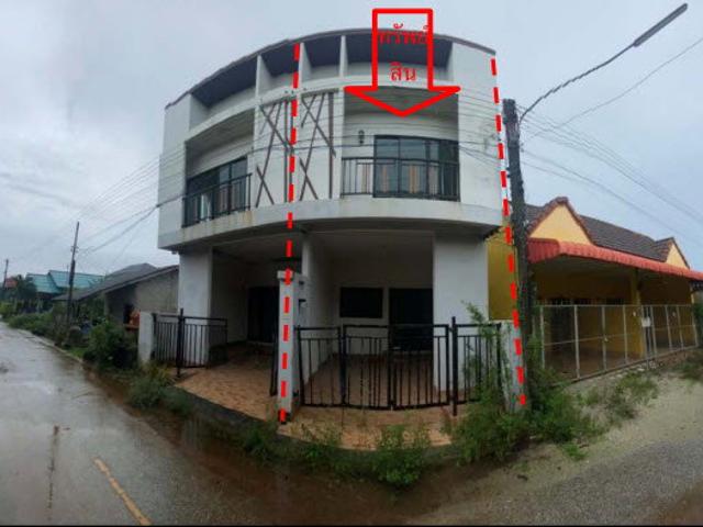ทาวน์เฮ้าส์ 22.5 ตร.วา อำเภอสิงหนคร จังหวัดสงขลา 2.2M