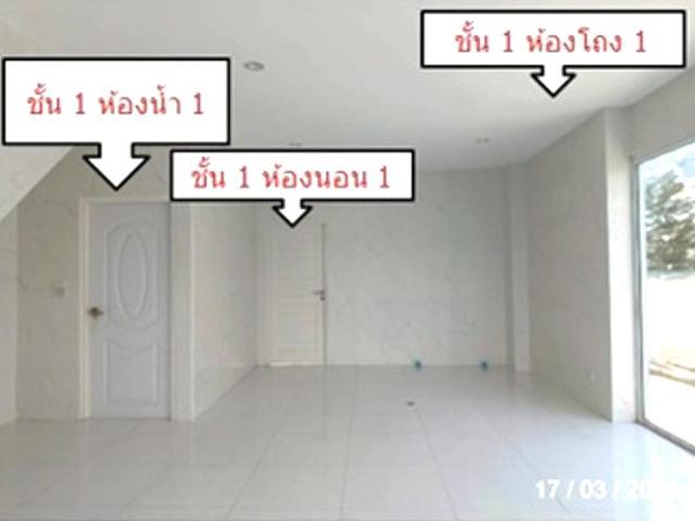 ทาวน์เฮ้าส์ 32.7 ตร.วา อุ่นไอรัก โคเวนทรี เมืองชลบุรี ชลบุรี 4.5M