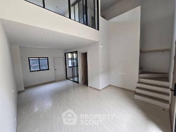 ทาวน์เฮ้าส์ 4 ห้องนอน ที่ นิว โคฟ นอร์ธ ราชพฤกษ์ ใน อ้อมเกร็ด ID 2632