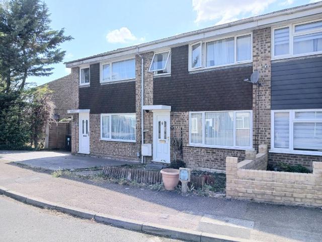 Thackeray Close, Royston SG8, 3 bed property to rent, £1,500 pcm | PrimeLocation