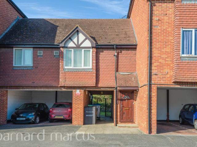Thackeray Lodge, Hatton Road