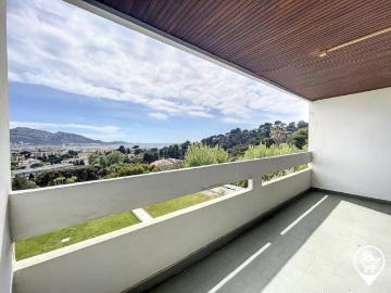 THALASSA DERNIER ETAGE VASTE TYPE 1 40 M2 + TERRASSE 12 M2