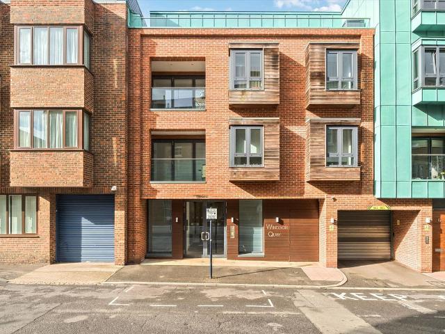 Thames Side, Windsor, Berkshire SL4, 2 bed terraced house to rent, £3,500 pcm | PrimeLocation