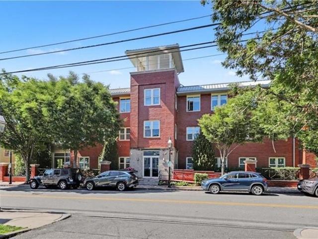 Thames St Unit S, Bristol, Condo For Sale