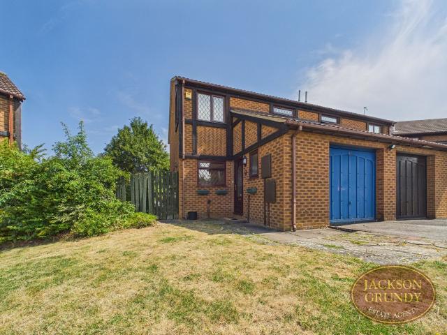 Thames Road, East Hunsbury NN4, 3 bed semi detached house to rent, £1,250 pcm | PrimeLocation
