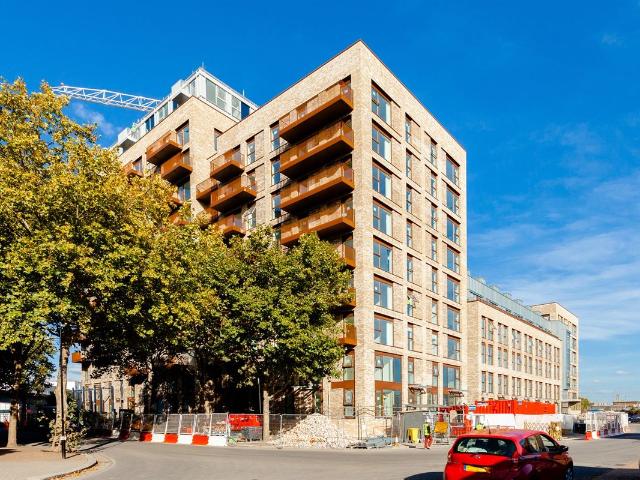 Thames Road London, 20 Thames E16, 2 bed flat to rent, £2,100 pcm | PrimeLocation