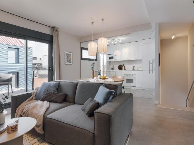 Thetis 2 bedrooms and terrace in Cuatro Caminos, Madrid Amsterdam Apartments for Rent