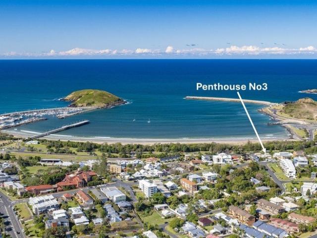 They Don't Build Them Like This Anymore Rare Penthouse Living in the Jetty