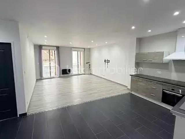 Thézan lès Béziers 34490 Achat / Vente appartement 3 pièces t3 au dernier étage