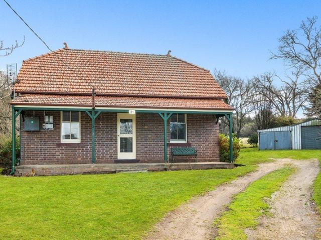 THE COTTAGE An Exeter Landmark Offered for Sale for Only the Second Time in Over 100 Years