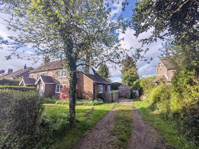 The Cottage, Lewes BN8, 2 bed semi detached house to rent, £1,500 pcm | PrimeLocation