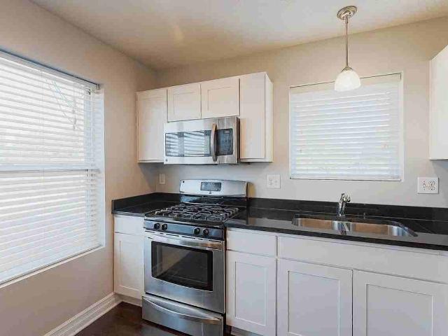 The Cottages Cottages Hunsaker 1 LLC 4 Bedroom Apartment for Rent at 3945 Hunsaker Dr, East Lansing, MI 48823