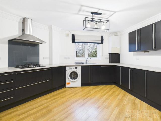 The Courtyard, North Mossley Hill. 3 bed apartment to rent £1,950 pcm £450 pw