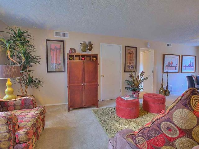 The Courtyards 1 Bedroom Apartment for Rent at 6001 Topke Pl Ne, Albuquerque, NM 87109 Del Norte
