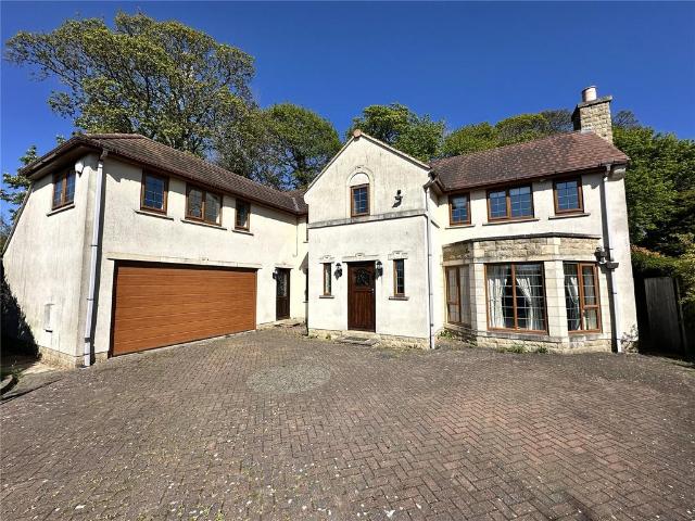 The Coach House, Selby Road. 4 bed detached house to rent £2,600 pcm £600 pw