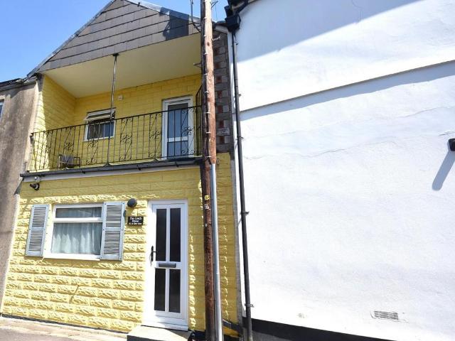 The Coach House Rear Of, 31 Glebe. 1 bed terraced house to rent £1,050 pcm £242 pw