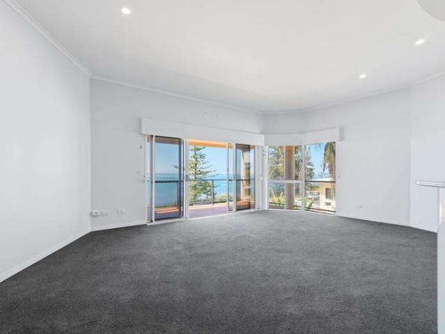 The Coast is Clear! Freshly Painted and Brand New Carpets!