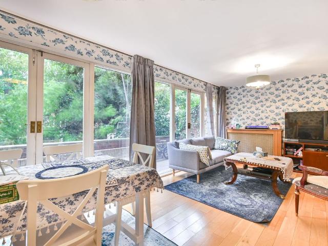 The Colonnades, Paddington, London W2, 3 bed maisonette to rent, £4,100 pcm | PrimeLocation