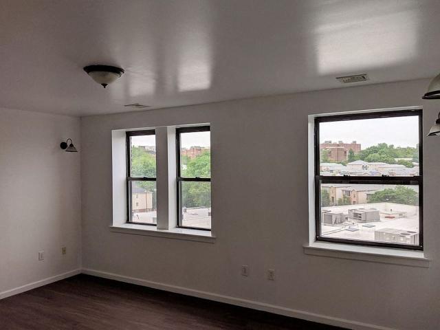 The Colleoni 2 Bedroom Apartment for Rent at 39 Lincoln Park, Newark, NJ 07102 South Broad Street