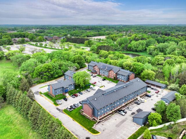 The Commons 4 Bedroom Apartment for Rent at 8201 College Trl, Inver Grove Heights, MN 55076