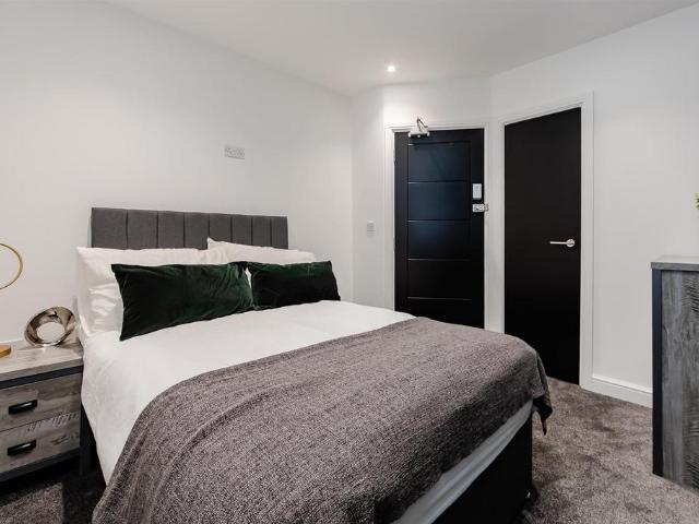 The Commons, Colchester, CO3 1 bed in a house share to rent £850 pcm £196 pw