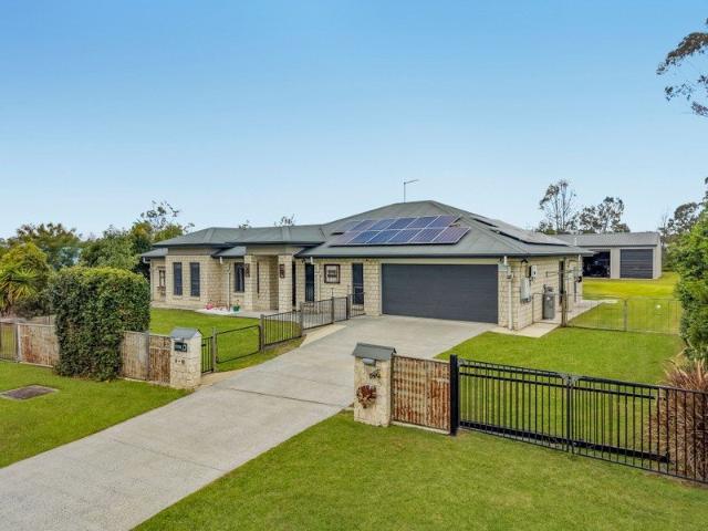 The Complete Family Lifestyle Package Heated Mineral Pool, Powered Shed & Exceptional Outdoor Entertaining