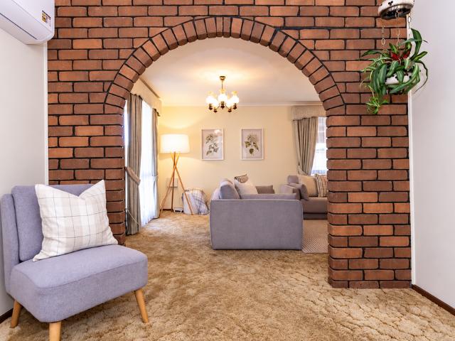 The Complete Family Package in a Central Lavington!