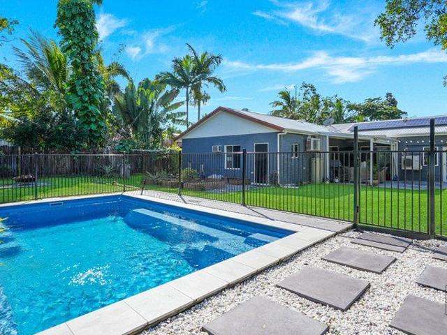 The complete family package in one of Holloways Beach's most sought after locations