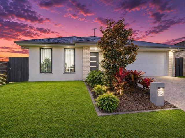 The Complete Family Package in Riverbank