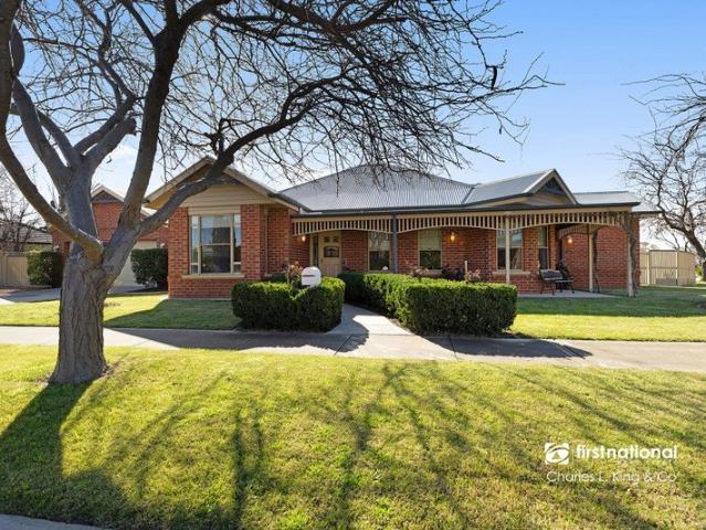 The Complete Family Package Space, Style & a Pool!