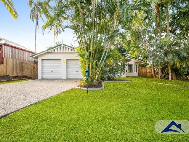 THE COMPLETE FAMILY PACKAGE SPACIOUS LIVING IN A PEACEFUL FOREST GARDEN LOCATION