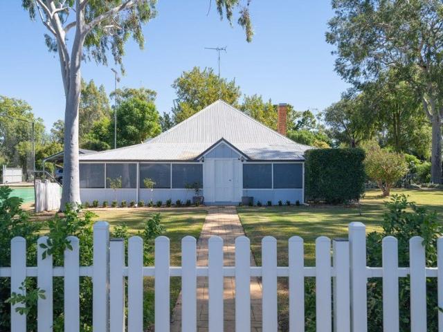 The Complete Family Package Pool, Tennis Court & Space