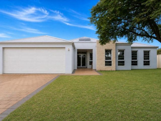 The Complete Family Package with Pool, Theatre & Room to Grow