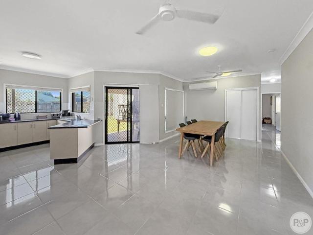 The Complete Package 4 Bedrooms, Powered Shed & Dual Side Access