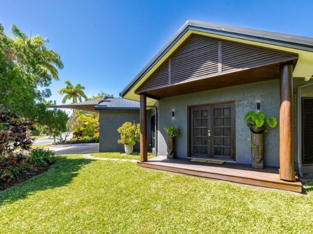 The Complete Package â Pool, Shed & Entertainerâs Paradise