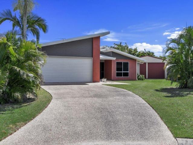The Complete Package Elegant & Spacious Lowset Home with Huge Shed & Side Access on 1,047m²